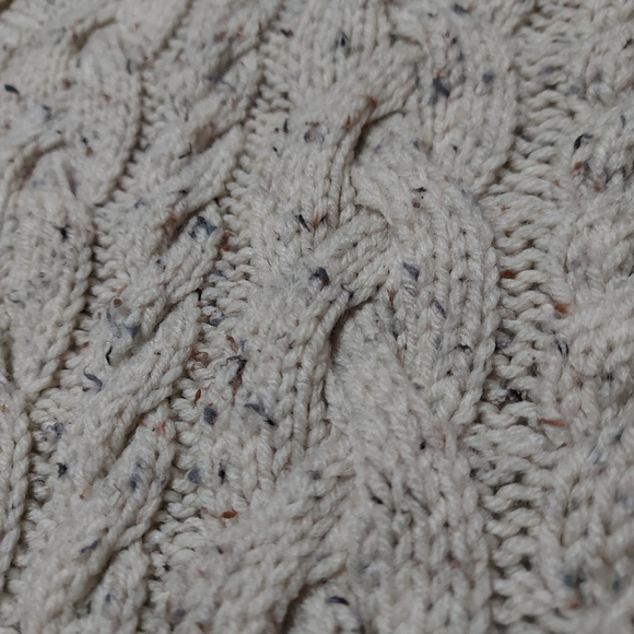 Handmade Irish Fisherman Sweater - Picture 5 of 5